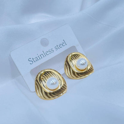 Golden Pearl Swirl Studs