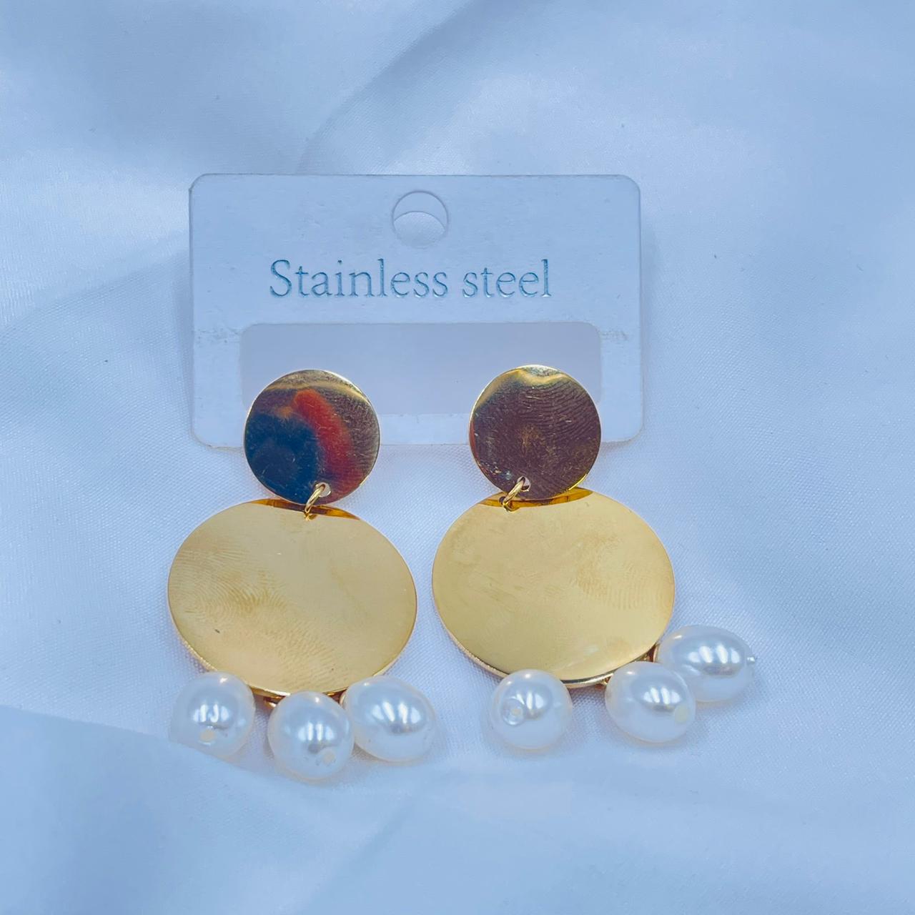 Golden Pearl Earrings