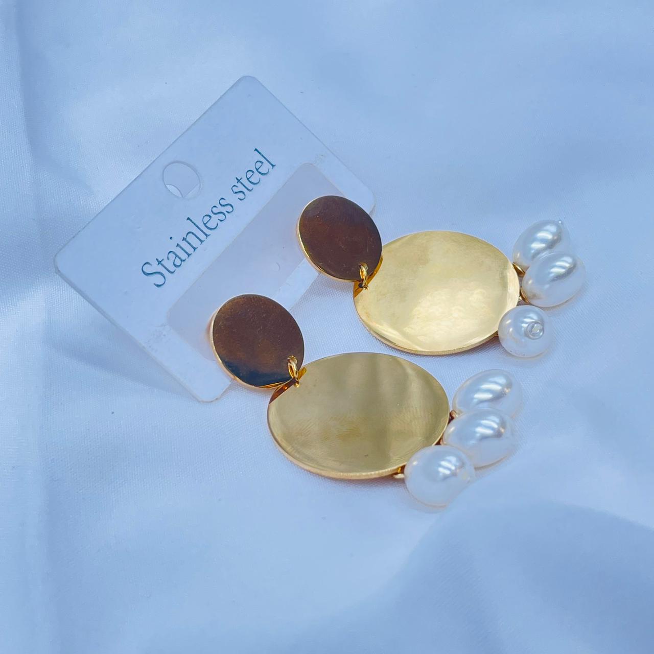 Golden Pearl Earrings