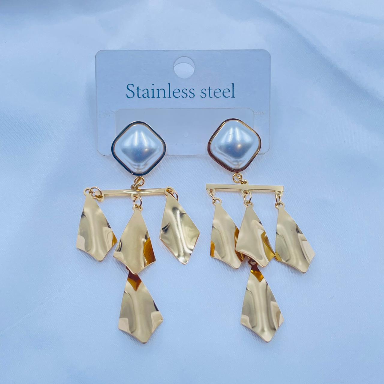 Wavy Geometric Drops Earrings