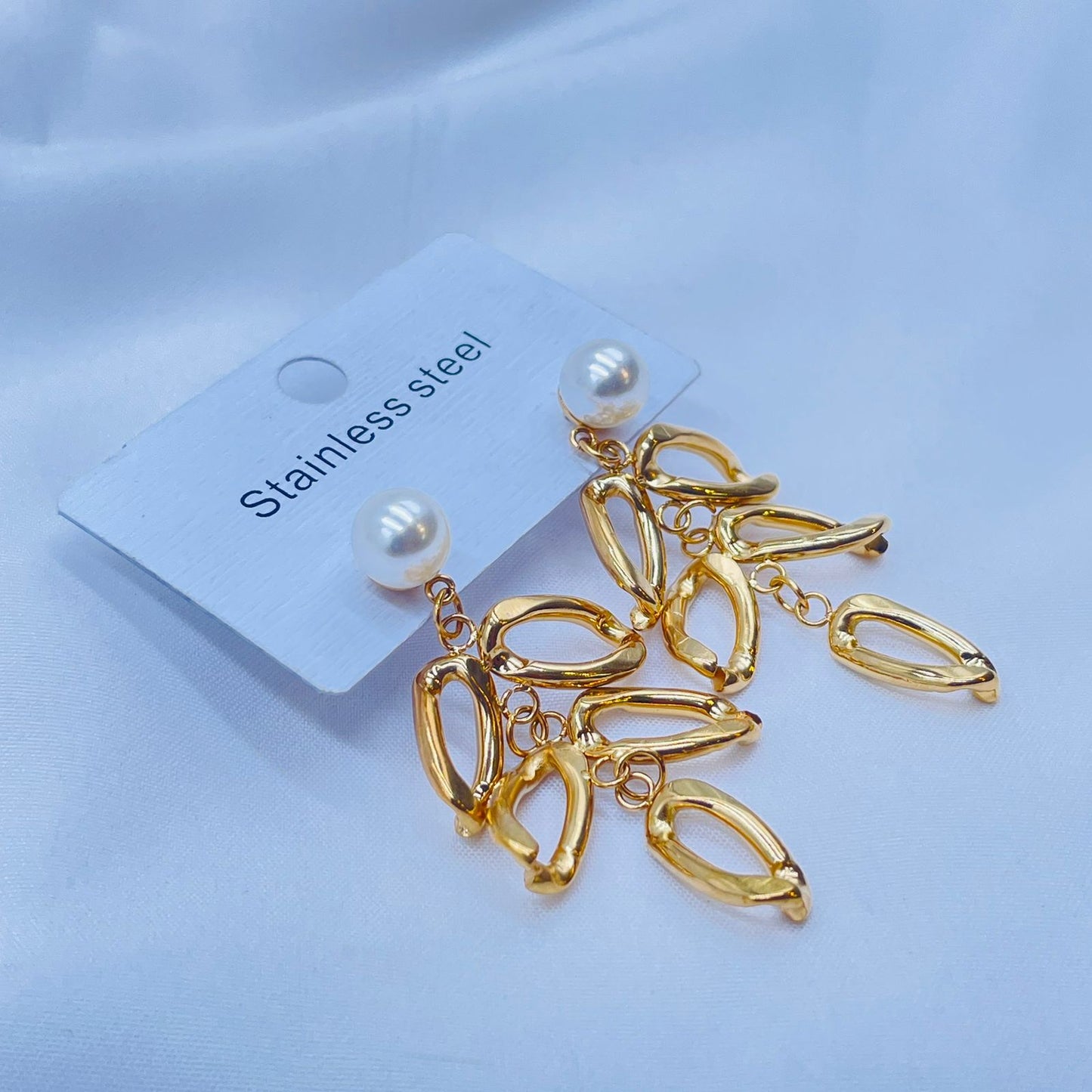 Gold Earrings  With Pearl