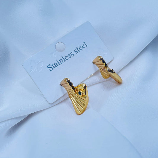 Gold Shell Shaped Earrings