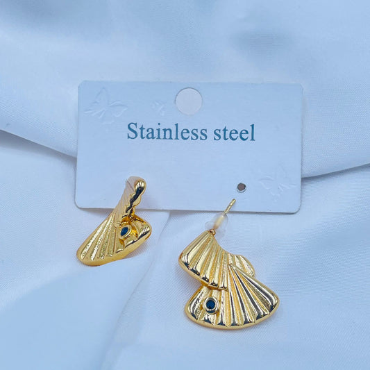 Gold Shell Shaped Earrings