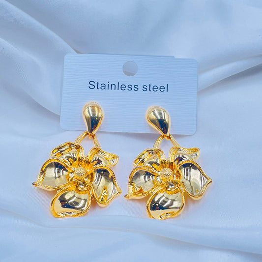 Gold Flower Shaped Earrings