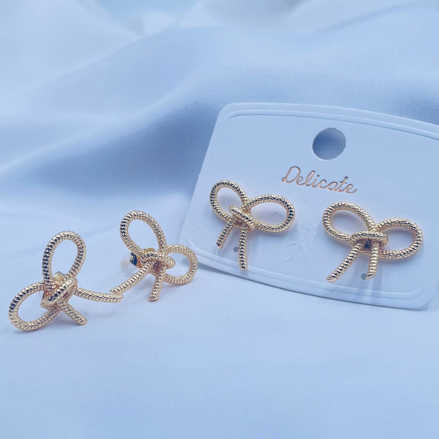 Ribbon Grace Bow Earrings