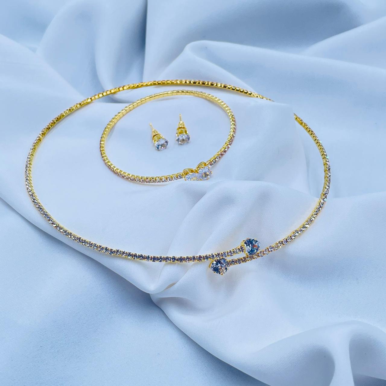 Crystal Hasli  Combo