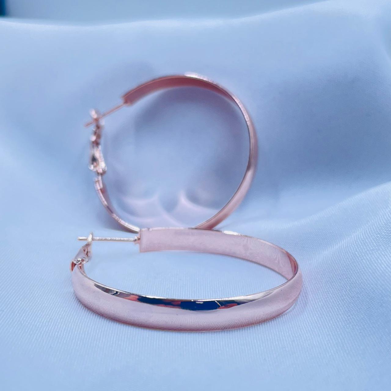 Classic Aura Rosegold Hoop Earrings