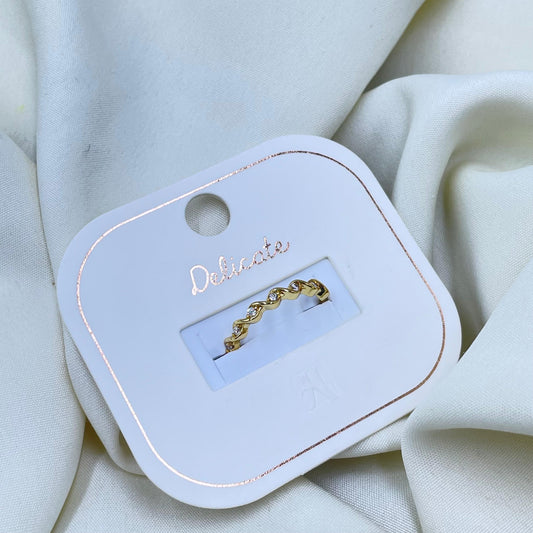 Delicate Link Ring