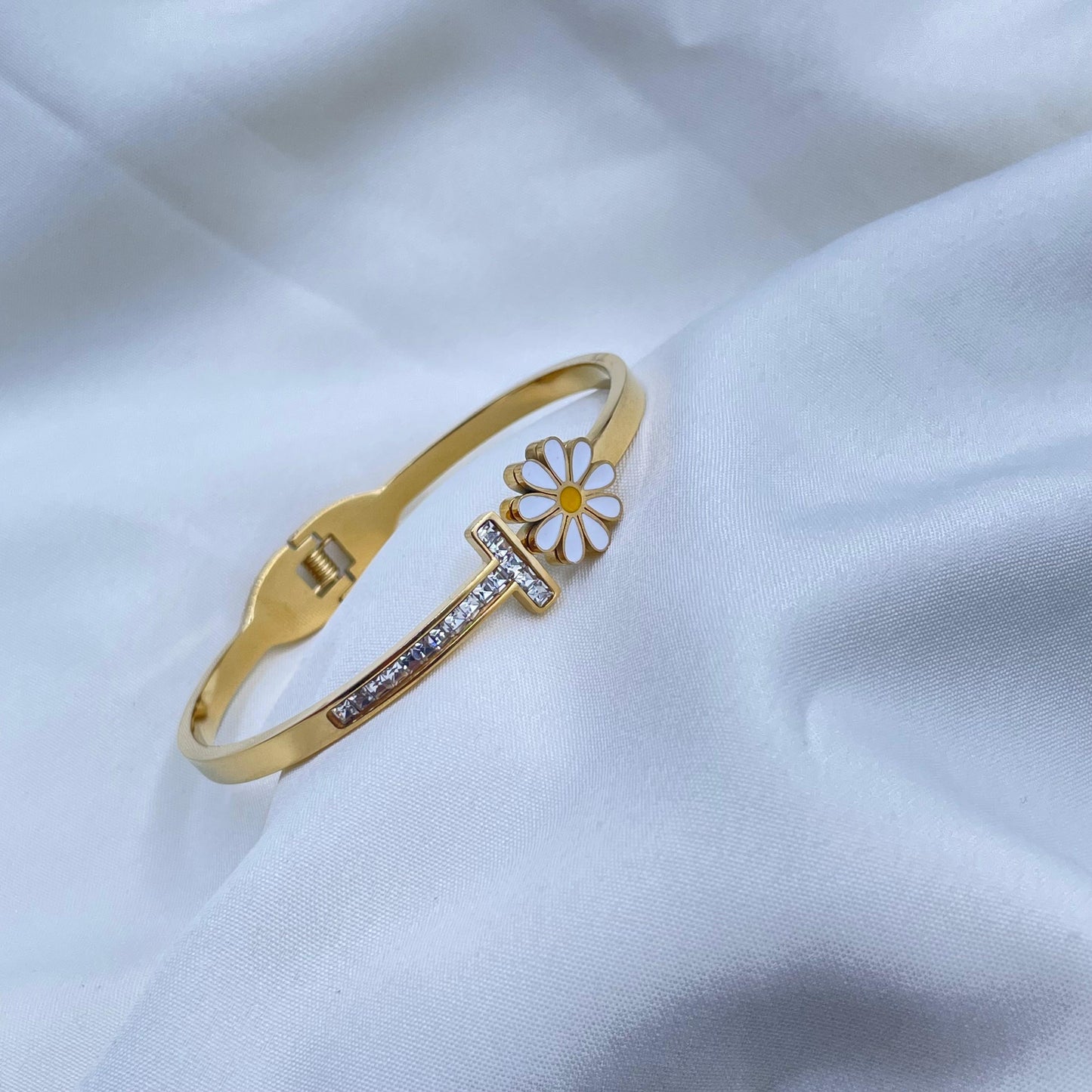 Flower Gold bracelet