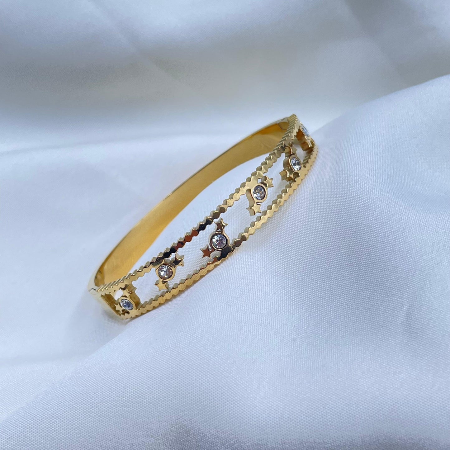 Nova Golden bracelet