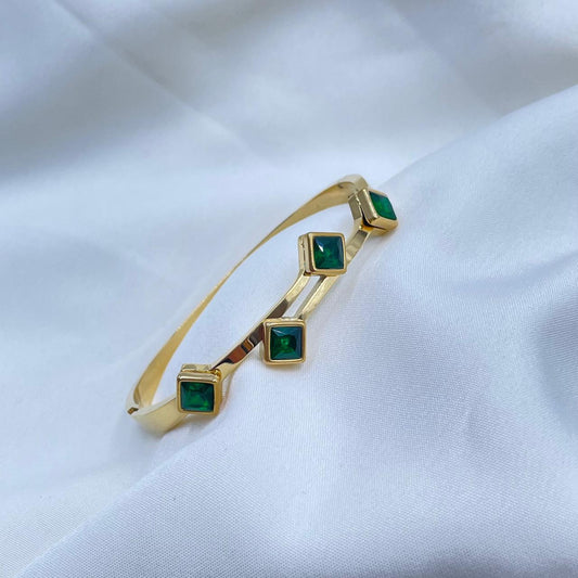 Green Stone Bracelet