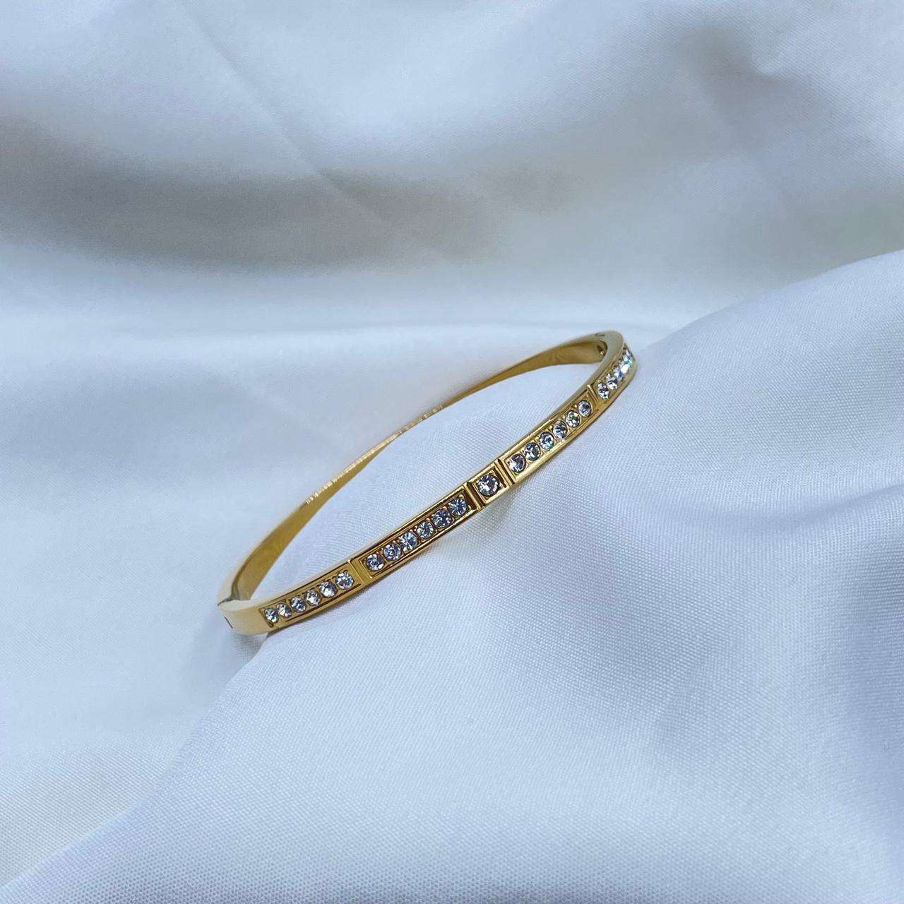 Linear Spark Bracelet