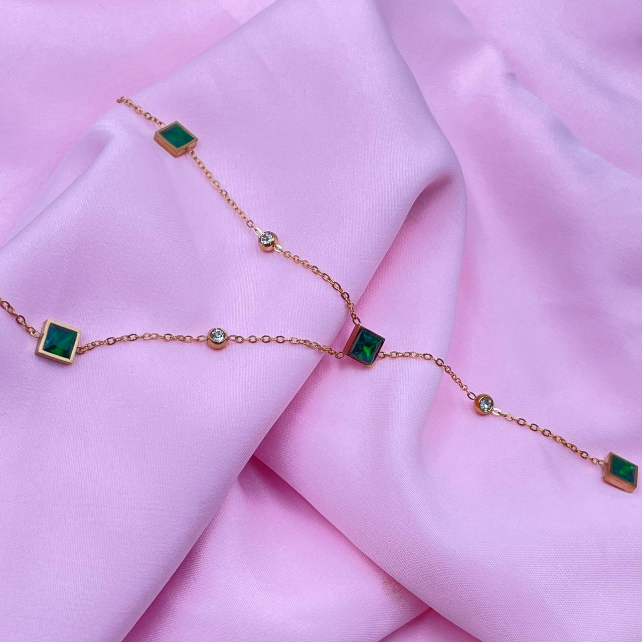 Royal Green Charm Necklace
