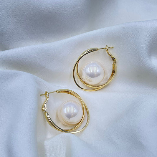 Luna Pearl Hoop Earrings