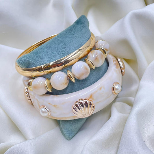 Seashell Set Resin Bracelet