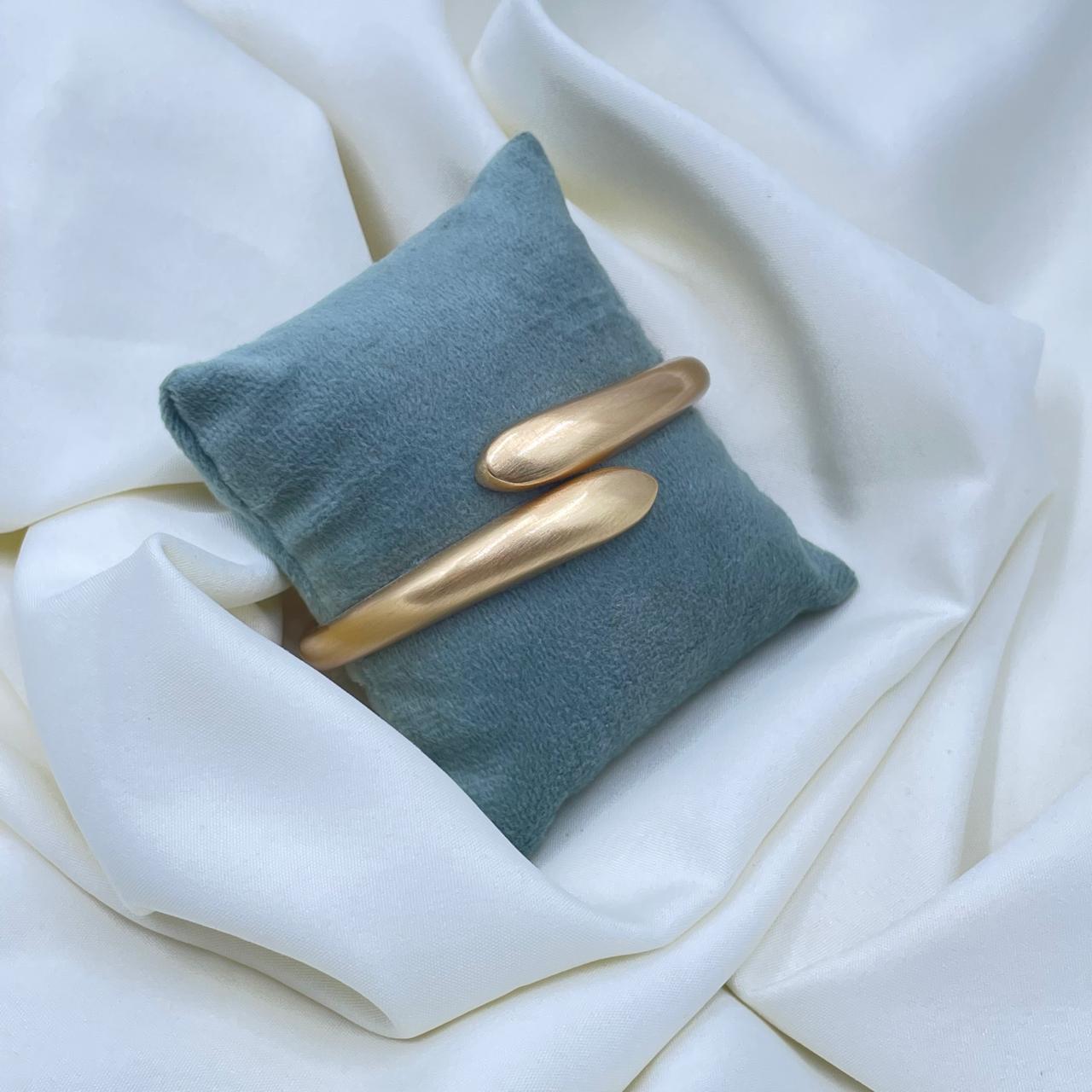 Solace Matte Statement Kada