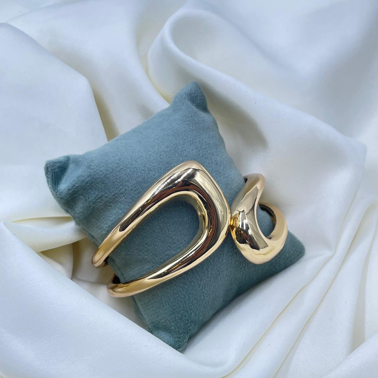 Golden Drift Statement Kada