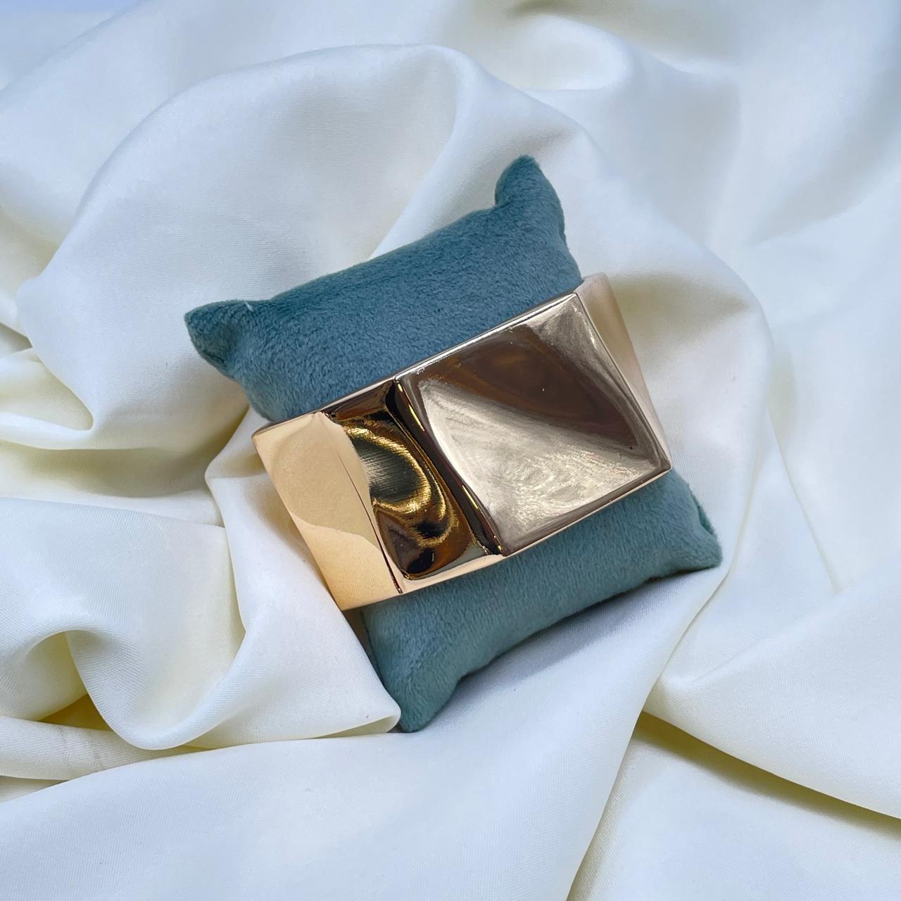 Radiant Statement Kada