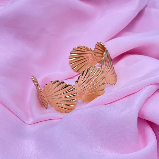 Regal Shine Cuff Bracelet