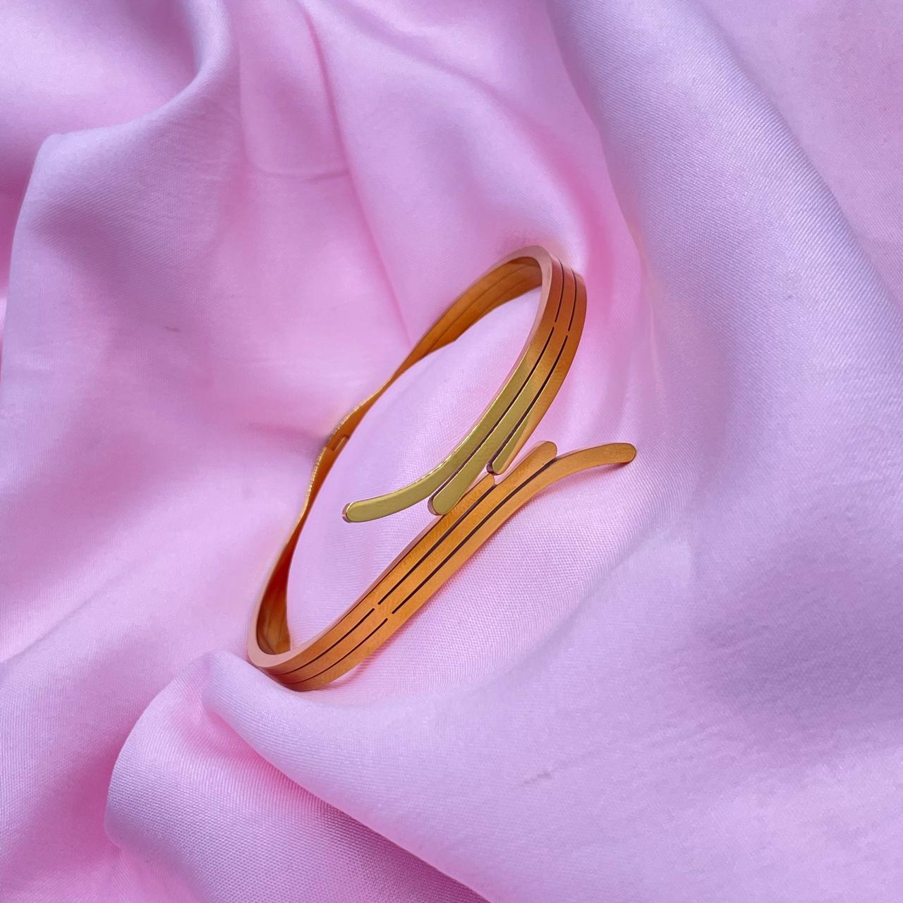 Timeless Aura Bracelet