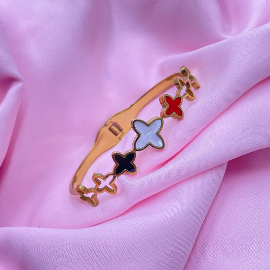 Radiant Kada Bracelet