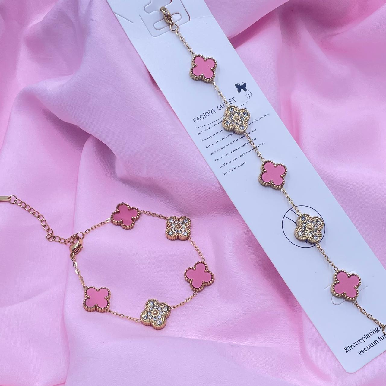 Clover With Stone  Bracelet