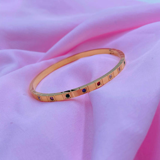 Opulent Orbit Bracelet