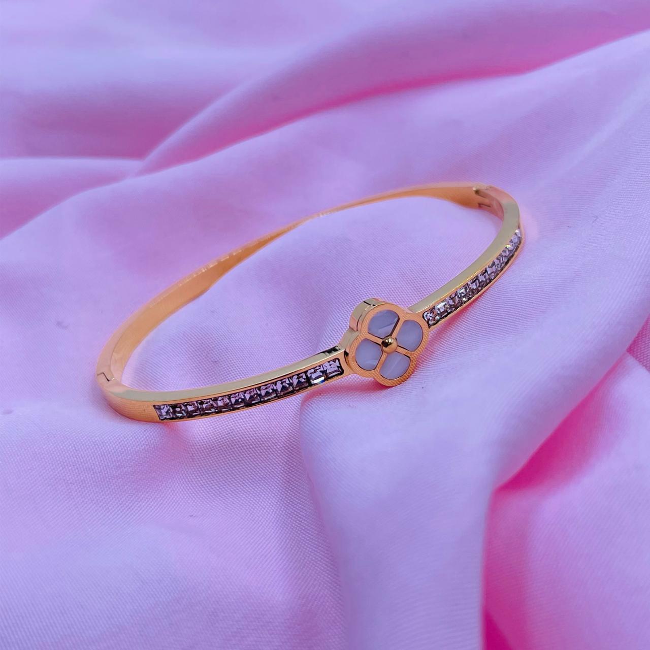Zephyr Bracelet