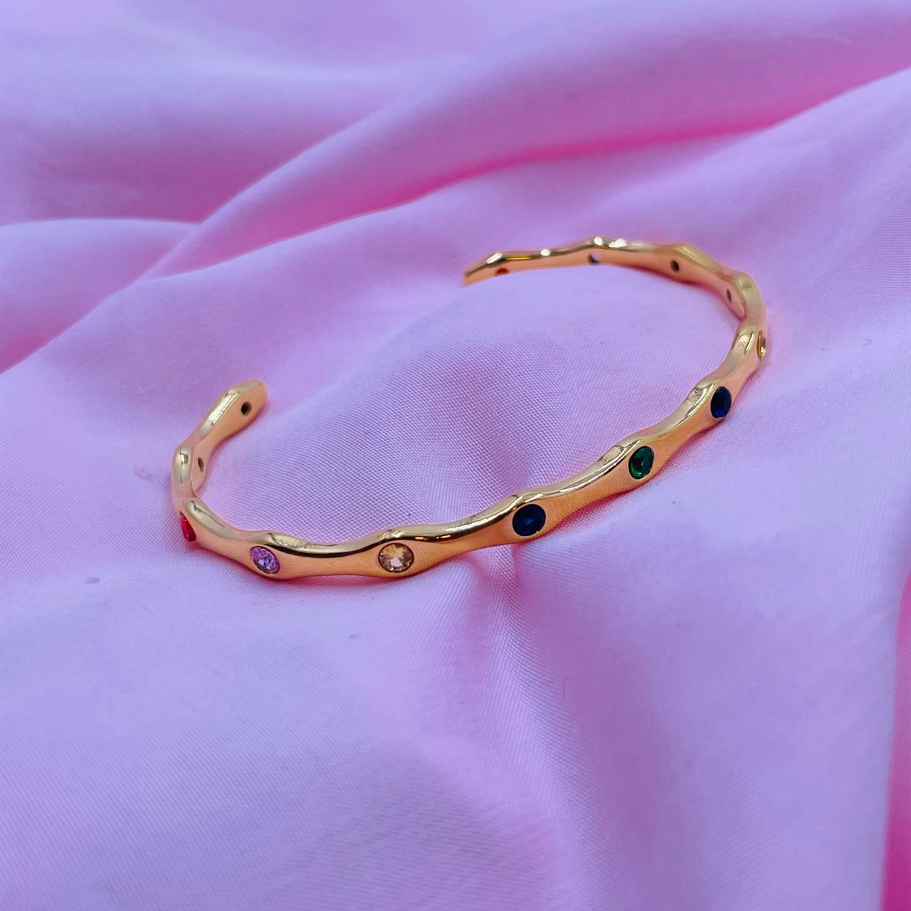 Base Golden Bracelet