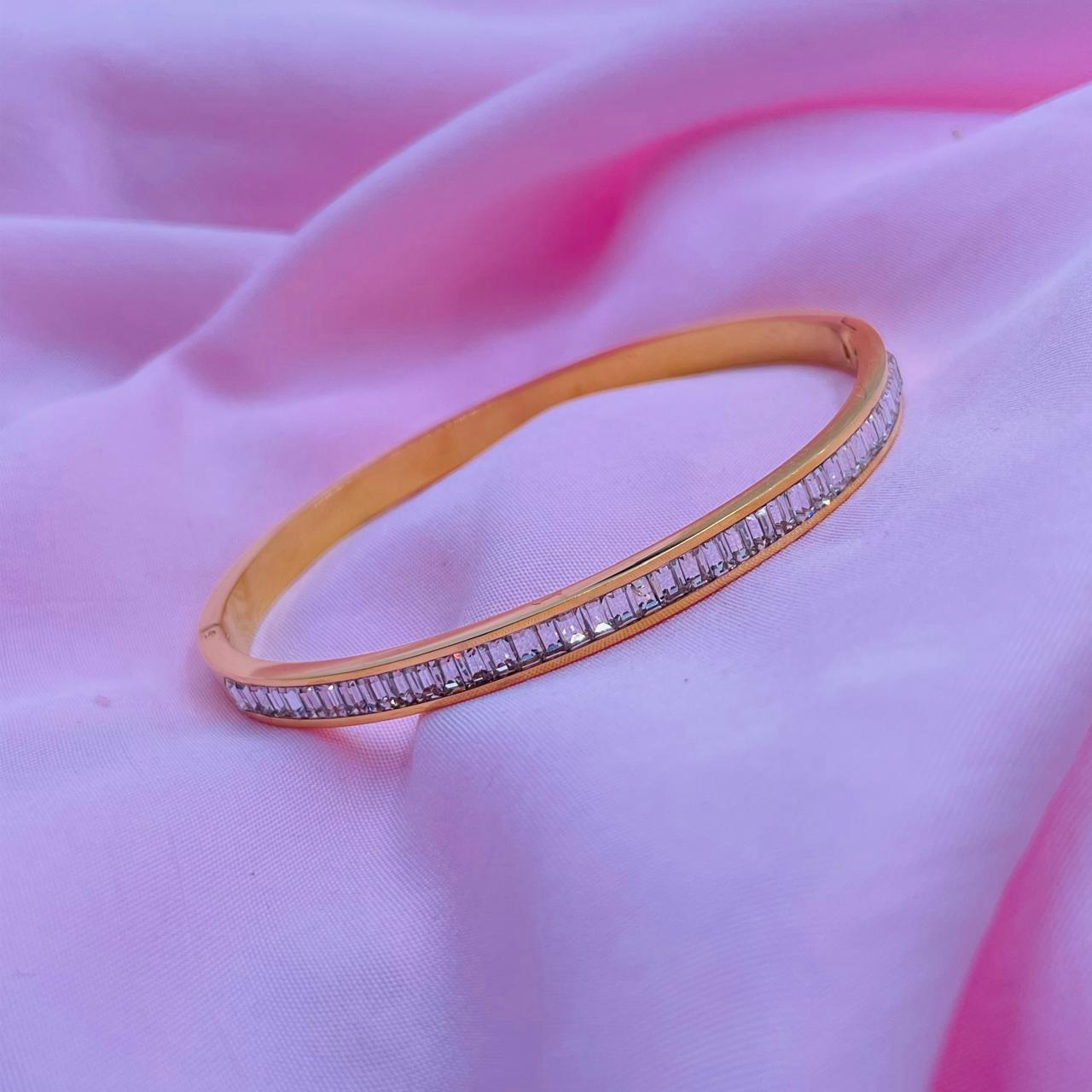 Riven Bracelet
