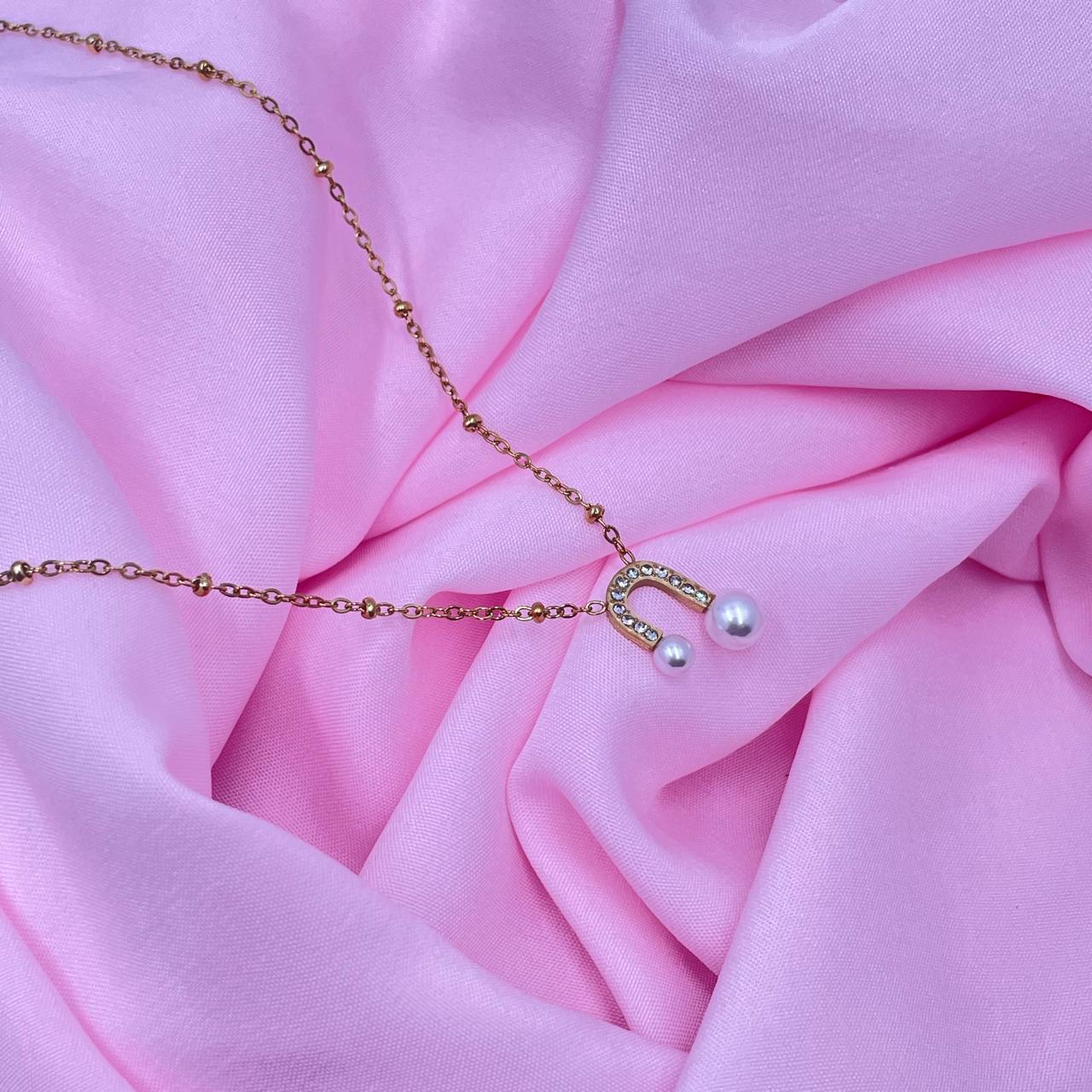 Soft Edge Pearl Necklace