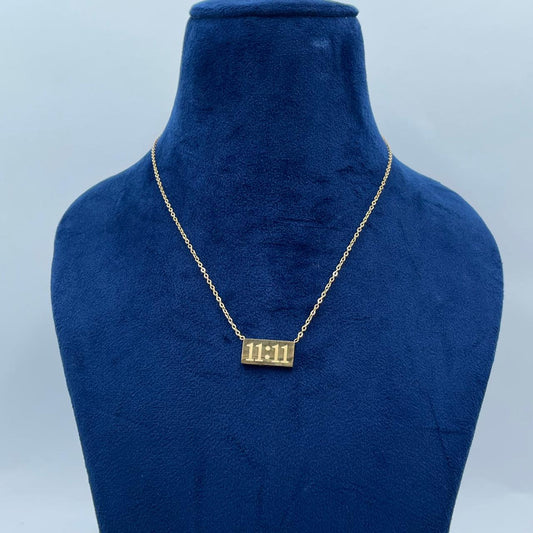 Sapphire Shine Necklace