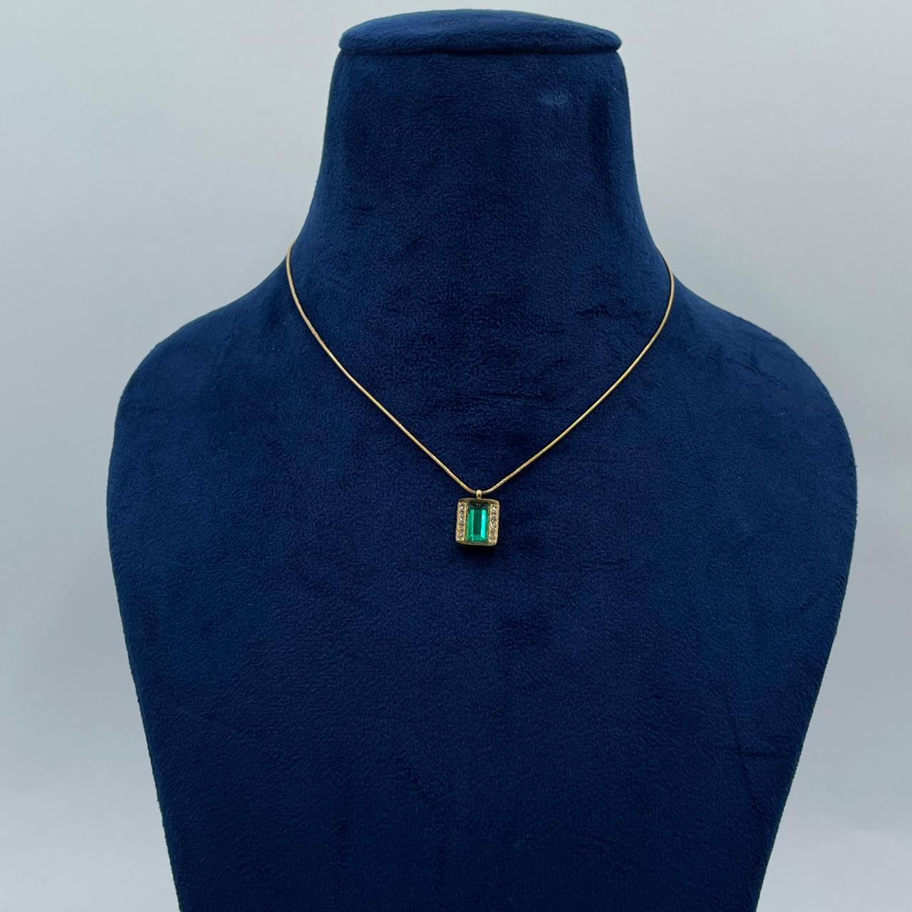 Green Elegance Necklace