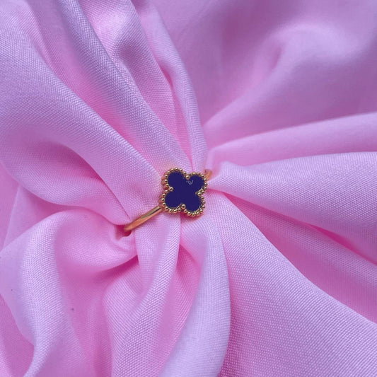 Mini Black Flower Ring