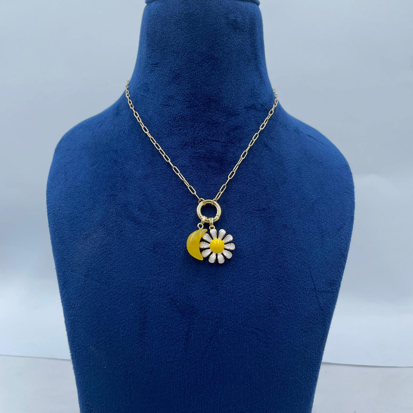 Vera Charm
