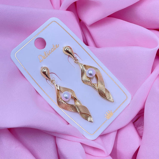 Pure Gold Vibes Earrings