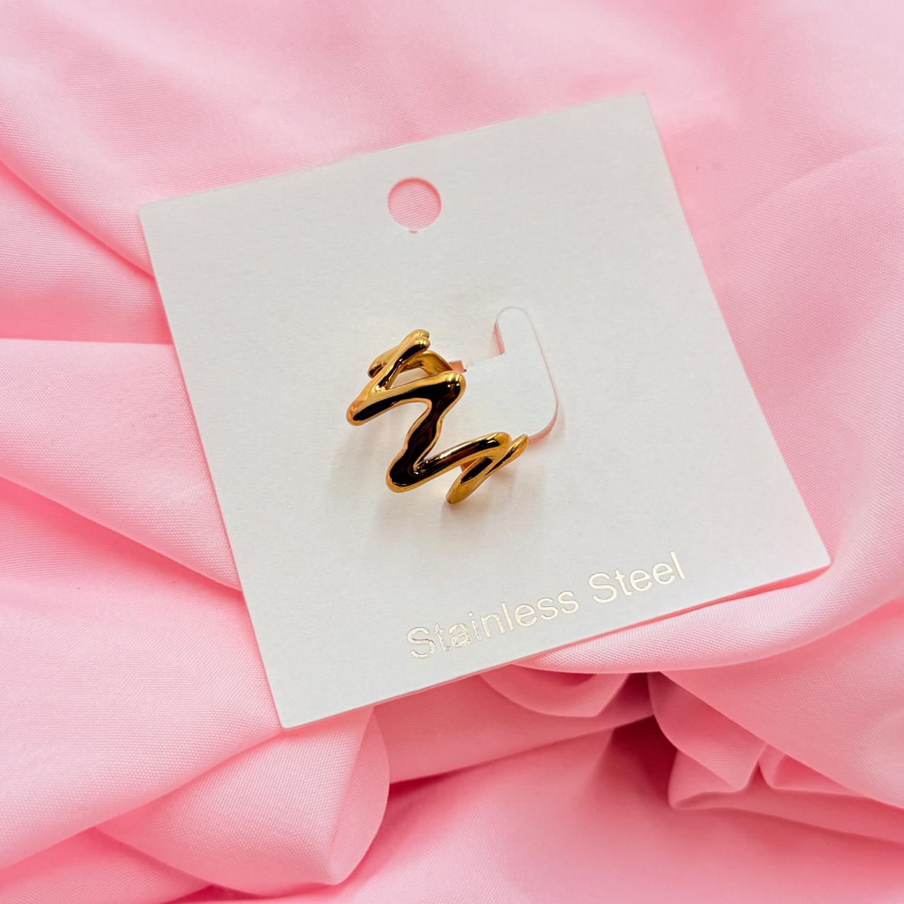 Horizon Loop Ring