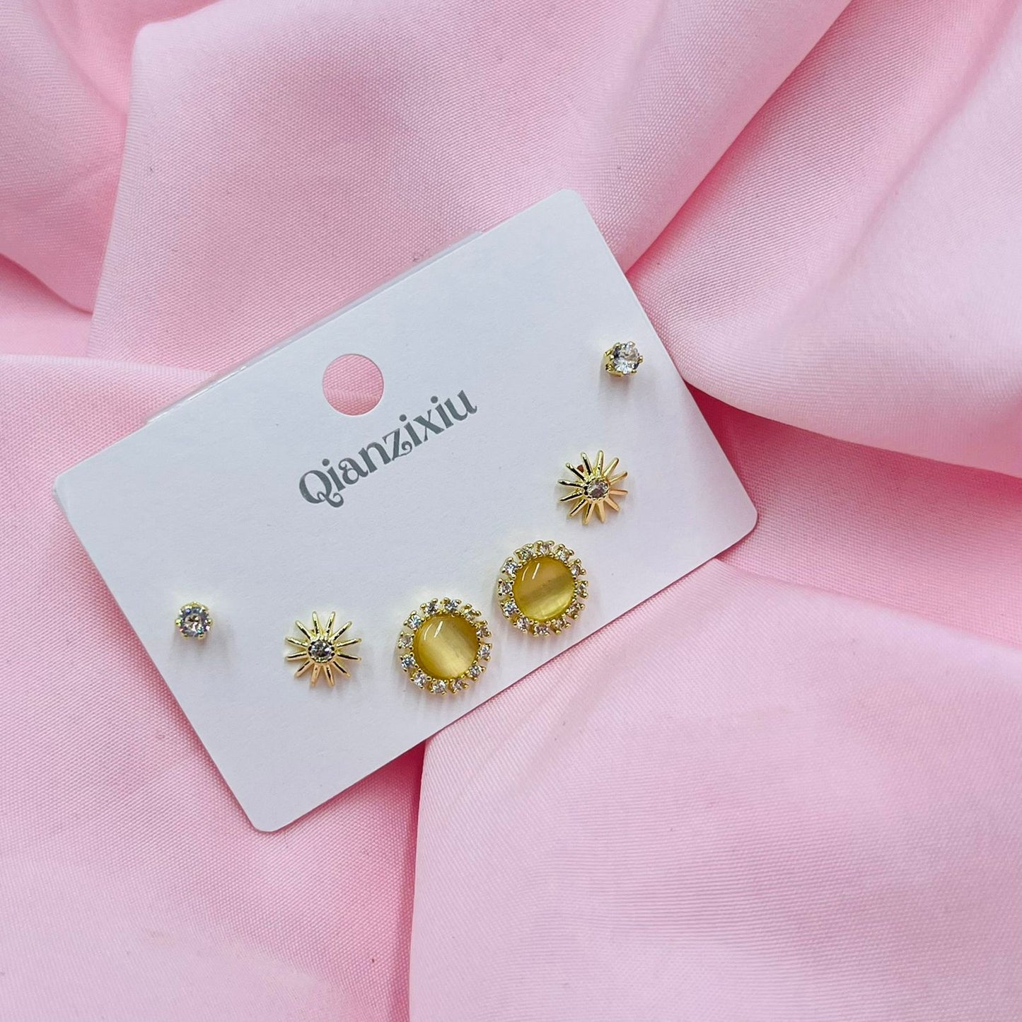 Elegant Twist Combo Earrings