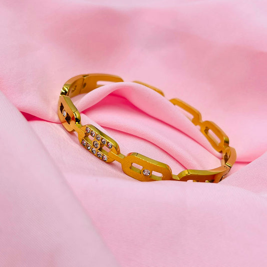 Luxe Curve Bracelet