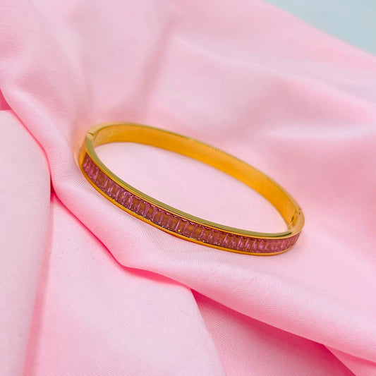 Aira Luxe Kada Bracelet