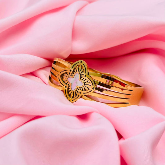 Champagne Glow Bracelet