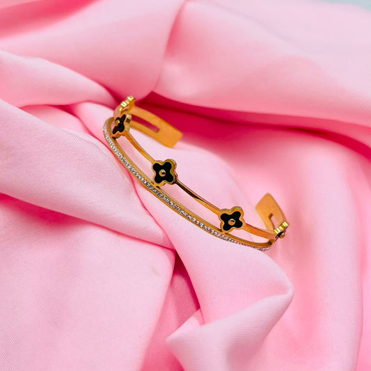Petal Bracelet