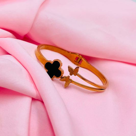 Golden Rosette Bracelet