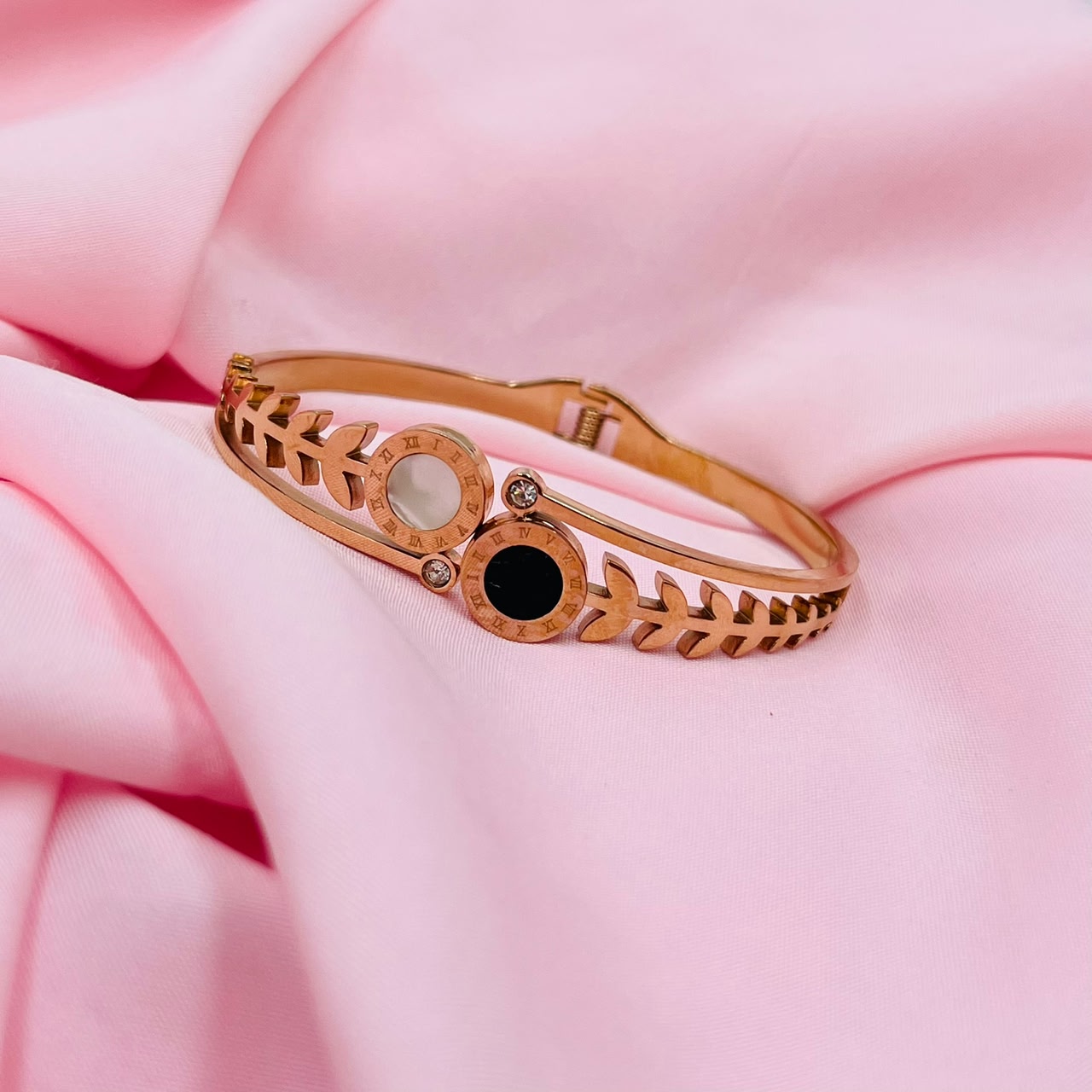 Eternal Rosé Bracelet