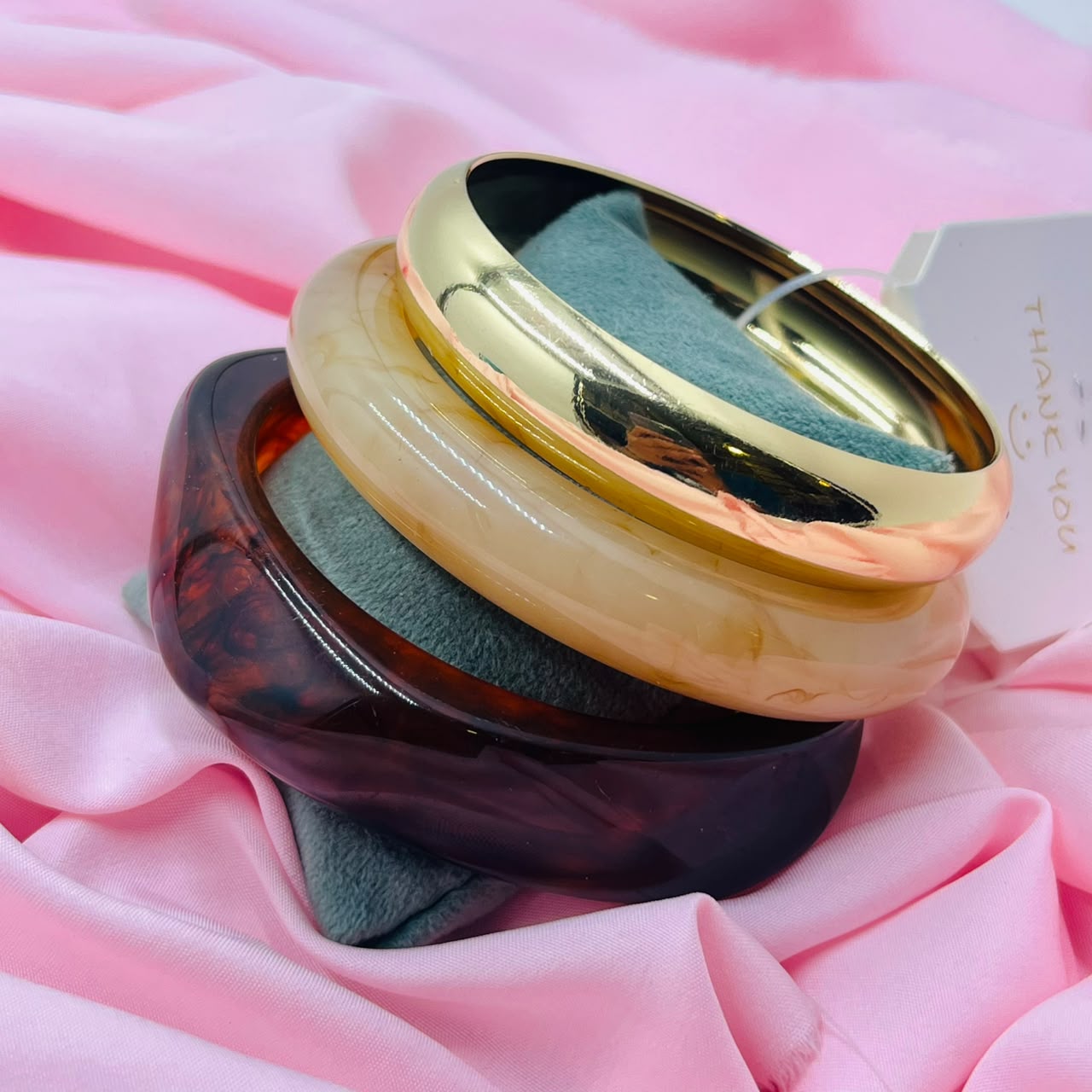 Lvory Bloom Resin Bracelet 3 Of Set