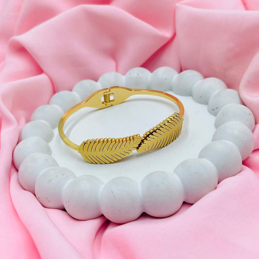 Petal Link Baby Size Bracelet