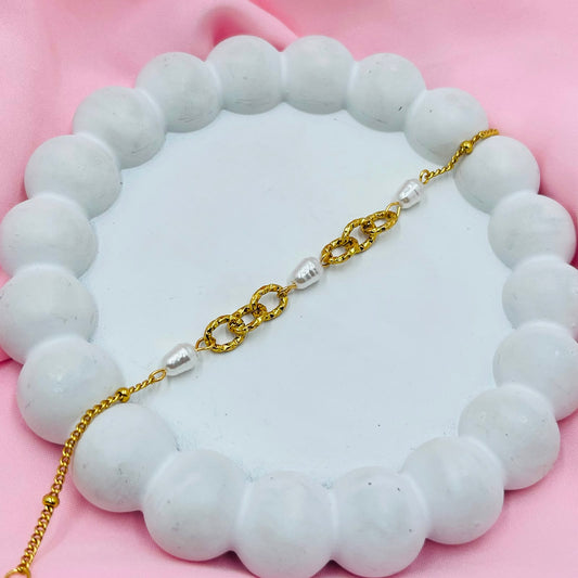 Pearl Link Elegance