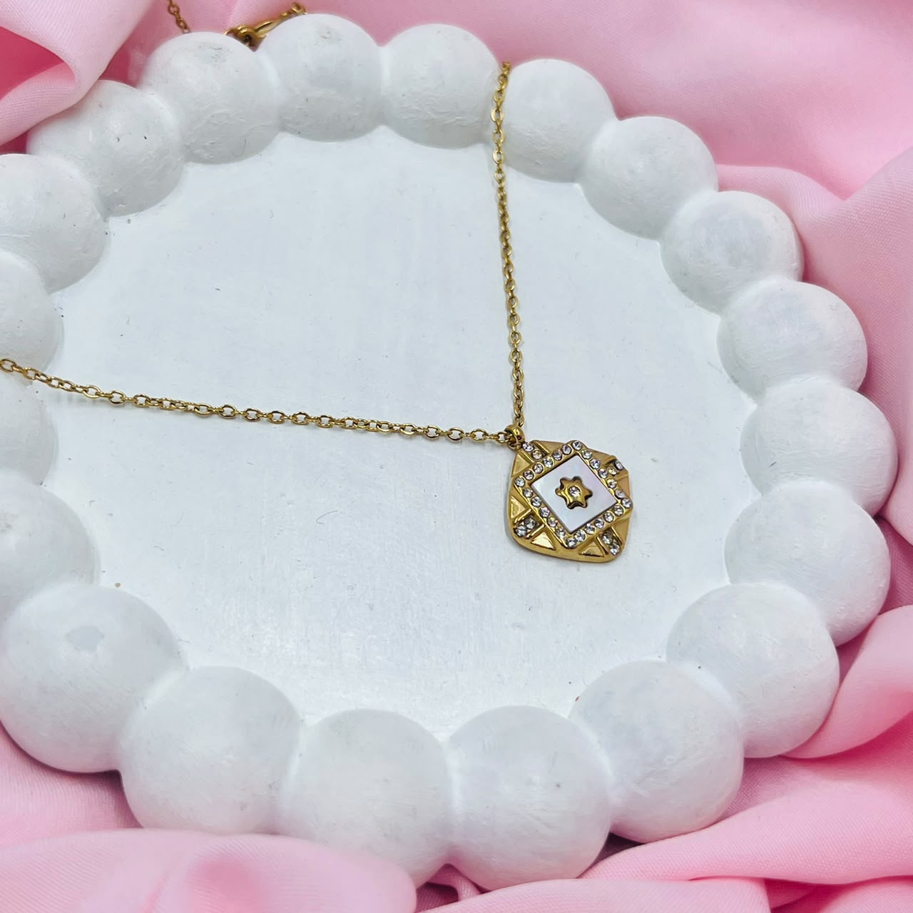 Aurora Shine  Necklace