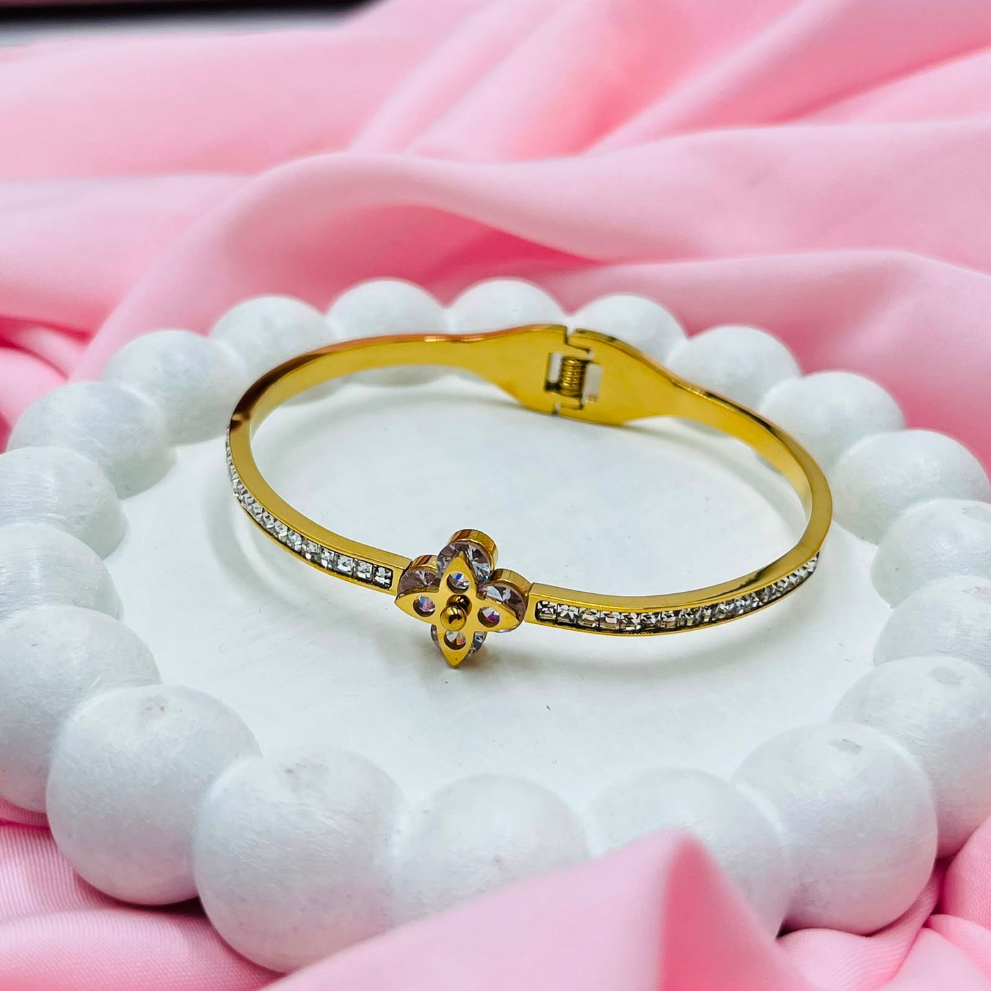 Halo Bracelet