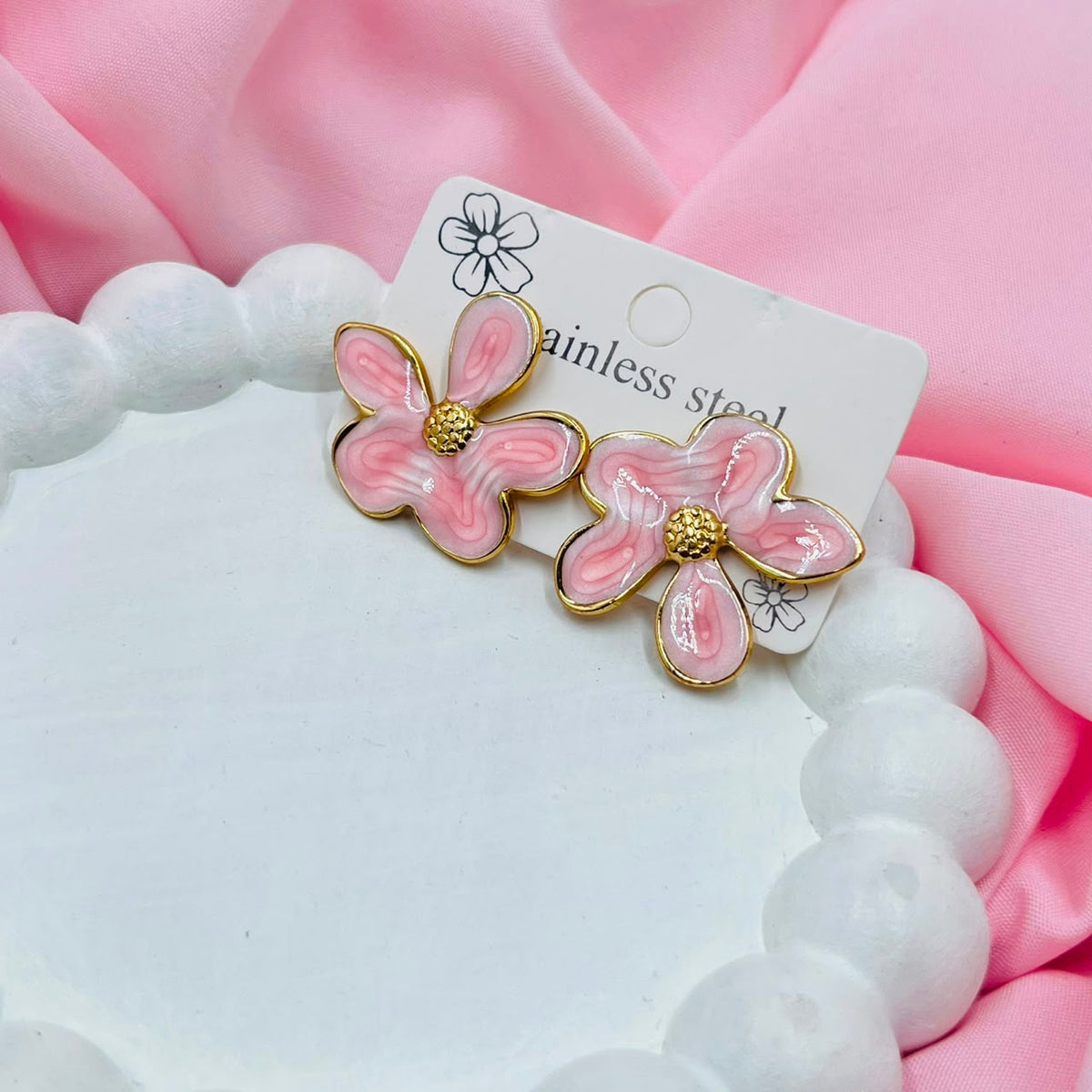 Flash Queen Earrings